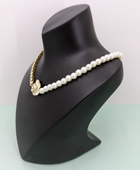 pearls flower necklaced